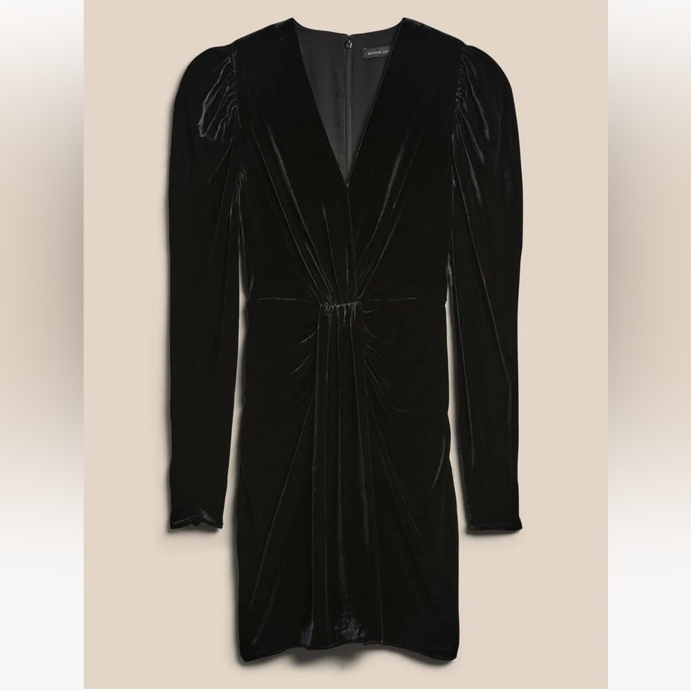 Banana Republic size 4 black velvet dress